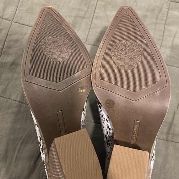 Skakeskin Vince Camuto Booties - Picture 3 of 5